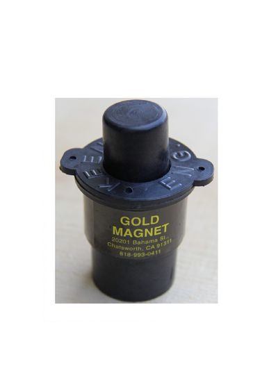 Keene Gold Magnet -kultamagneetti kotelossa rautahiekalle